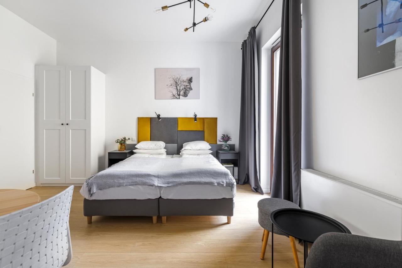Homewell Apartments Zelazko Poznań Exteriör bild