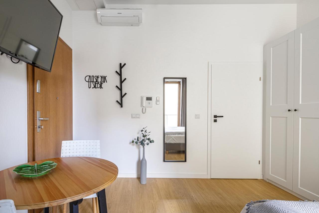 Homewell Apartments Zelazko Poznań Exteriör bild